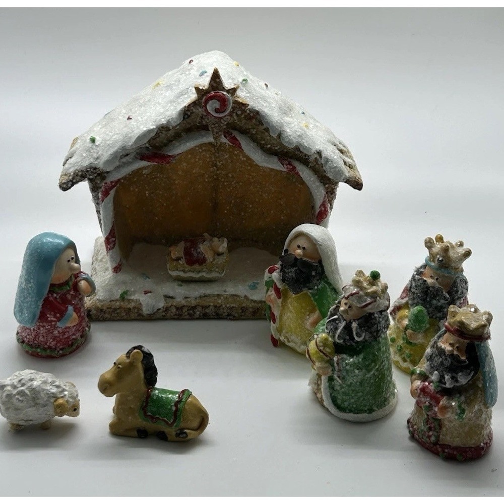 Merry Brite Small Nativity Set In Box With Gingerbread Stable And 8 Pieces